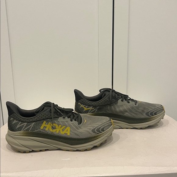 HOKA Challenger ATR 7 Trail Running Shoes for Men - Picture 4 of 6